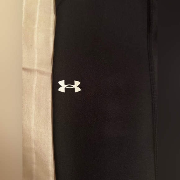 Under Armour - Picture 3 of 6